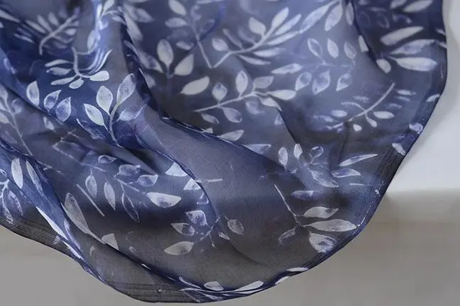 Silk chiffon transparency on different backgrounds