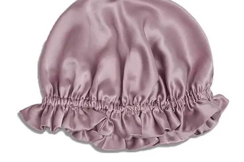 Silk bonnet cutting sewing inspection and packing
