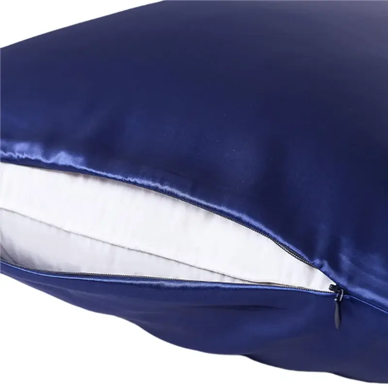 Silk pillowcase opening detail