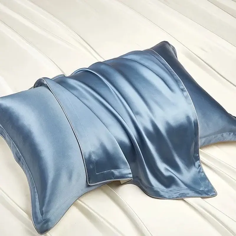 Custom silk pillowcase main view