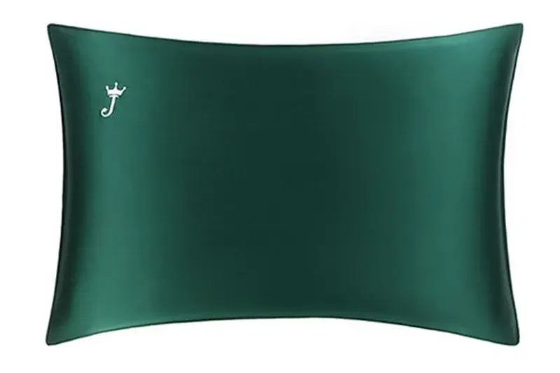 Pillowcase embroidery labels and branded packaging