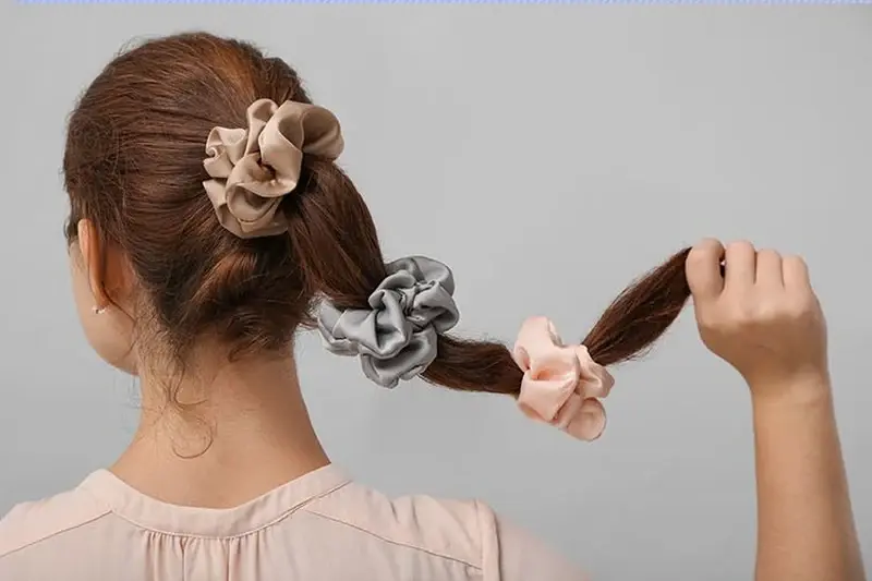 Scrunchie elastic closing seam bow and ribbon details