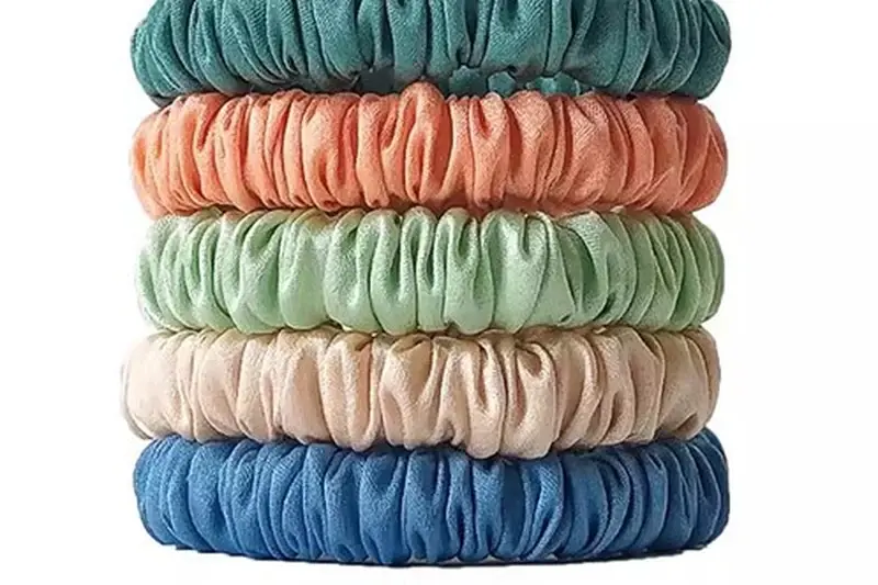 Mini silk scrunchie proportion