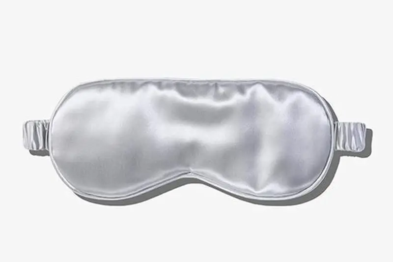Standard silk sleep mask shape