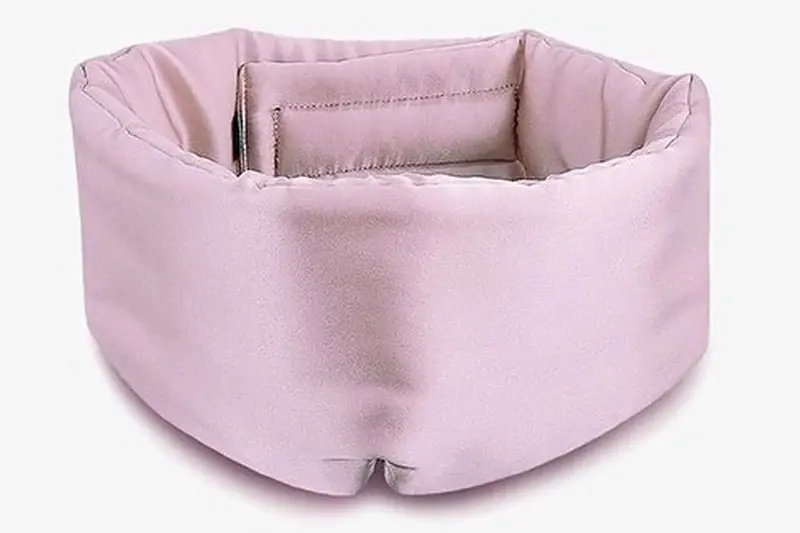 Wide-coverage silk sleep mask shape